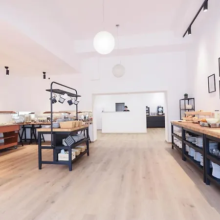 Parkhotel 호텔 크렘스안더다노