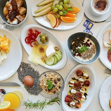 Parkhotel Ξενοδοχείο 3*