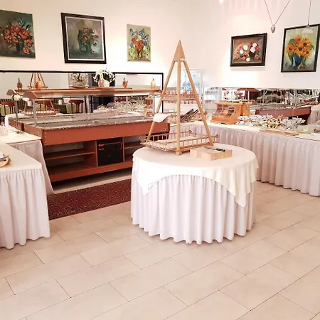 Parkhotel Hotel 3*