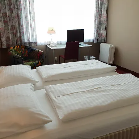 호텔 Parkhotel 크렘스안더다노